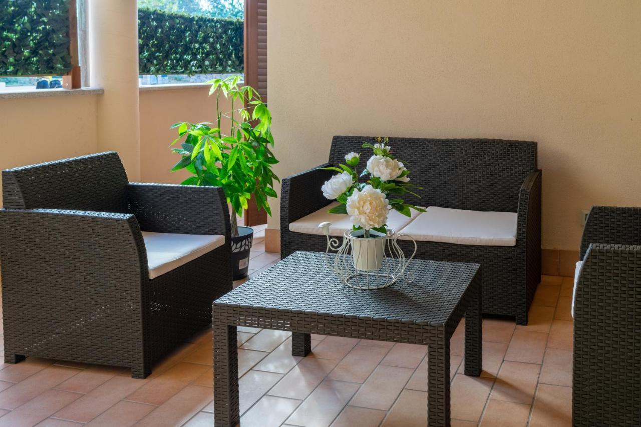 Il Borgo Appartamenti 奧爾比亞 外观 照片